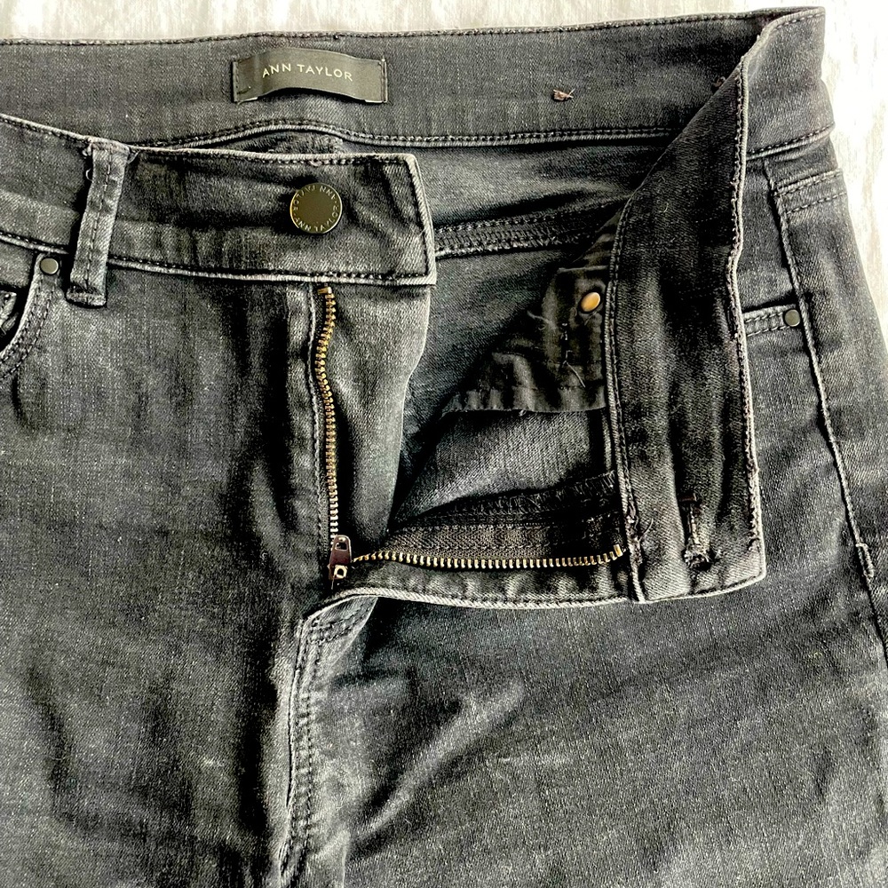 Ann Taylor The Skinny Pant